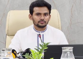 বাংলাদেশ স্বাধীনতার ঘোষক কে? ফেসবুকে বি*স্ফোরক আসিফ মাহমুদ