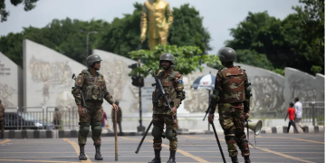 বাংলাদেশ সেনাবাহিনীর ভিতরে ভারতের কম্যান্ডো! অশনিক সংকেত ঢাকায়?