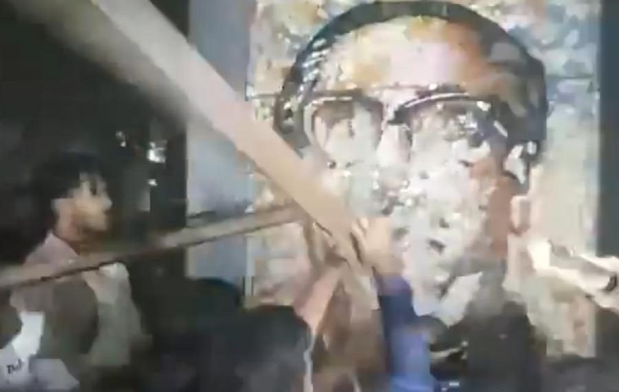 বঙ্গবন্ধুকে মুছে নৈরাজ্যের বাংলাদেশ গড়তে চায়  জুলাই জ/ঙ্গিরা