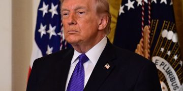 খেলা শেষ ট্রাম্পের! ভারতের ঝুঁকিতে  মার্কিন সৈন্যদের আটকে দিল রাশিয়া।